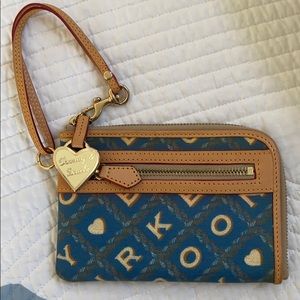 Dooney& Bourke Wristlet